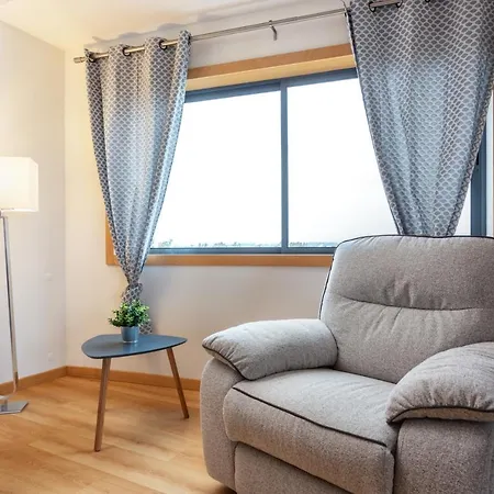 Privilege Galichet With Rooftop Pool, Village Marina - オリョン