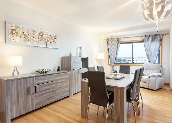 아파트 Privilege Galichet With Rooftop Pool, Village Marina -