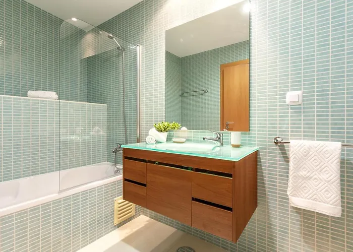 아파트 Privilege Galichet With Rooftop Pool, Village Marina -